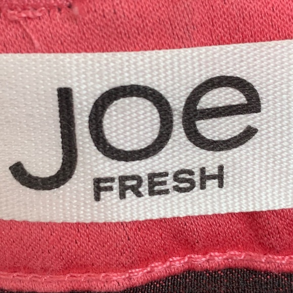 Joe Fresh Pink Slim Fit Capri Cotton Jeans | 14 - Picture 2 of 7